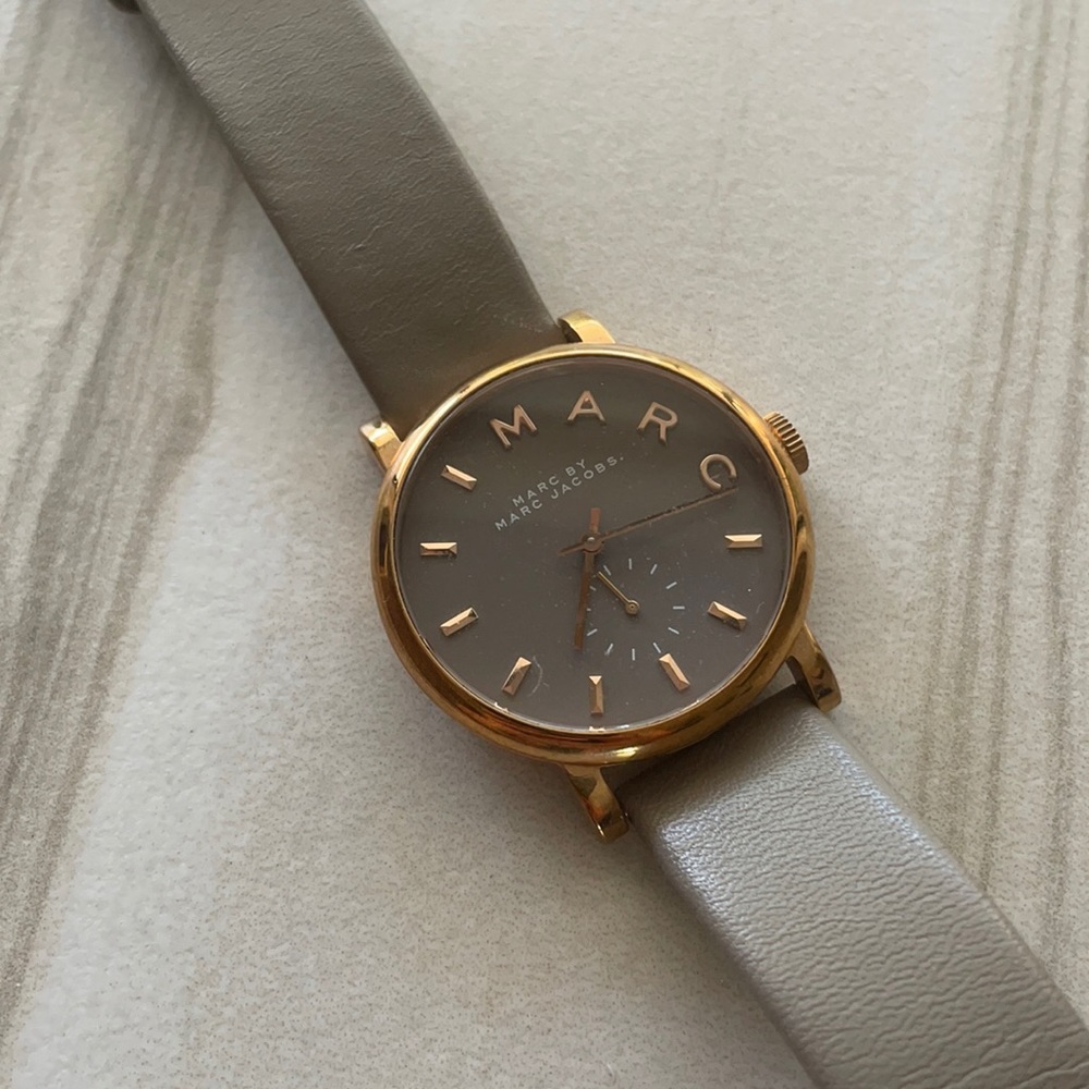 Marc Jacobs watch - Picture 2 of 3